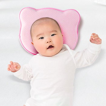 Best-flat-head-pillow-for-baby