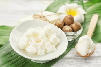 shea-butter-vs-cocoa-butter-for-skin