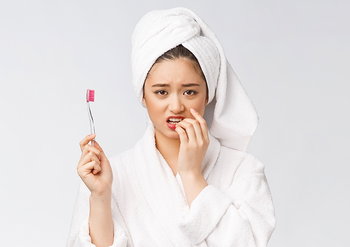 dangers-of-triclosan-in-toothpaste