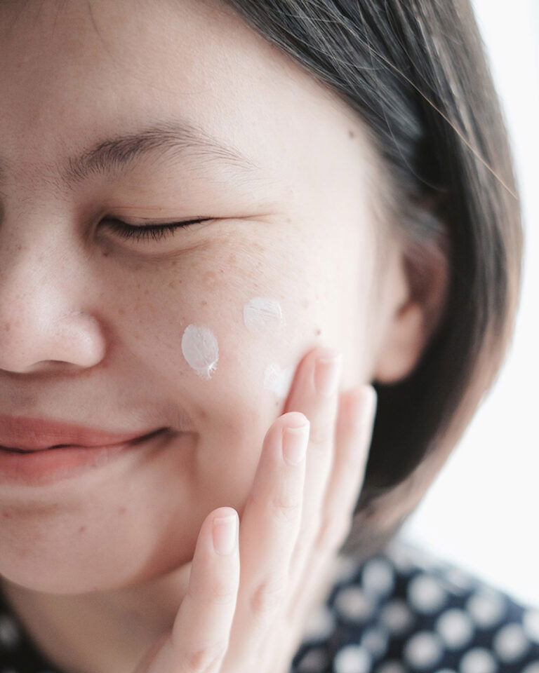 What Moisturizer Is Safe For Pregnancy? Find The Answers Here!