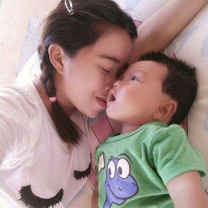 จู น. profile icon