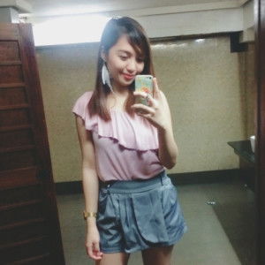 Hyna Santillano profile icon