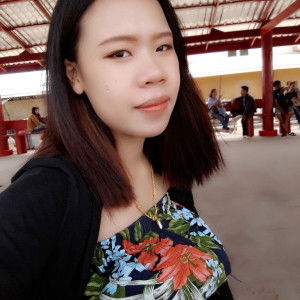 watcharaporn profile icon