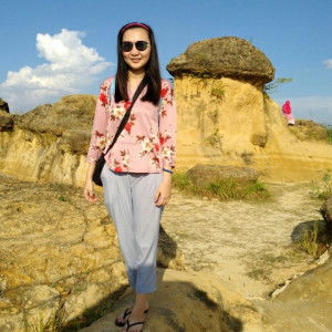 yenny eunike profile icon