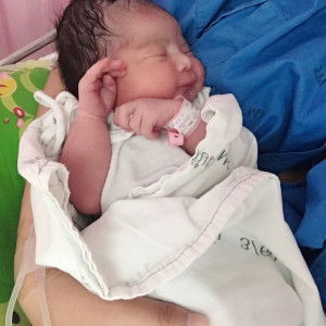 ดมจนหลอน หมอนอยู่ไหน. profile icon