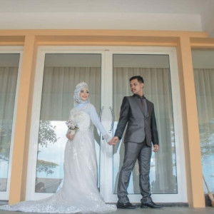 Erika Listyaningsih profile icon