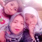 fitri april yanni profile icon