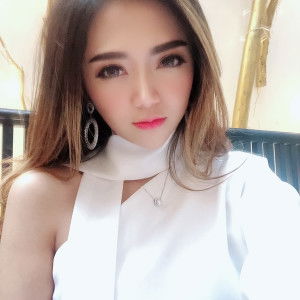 Dewi Susantii profile icon