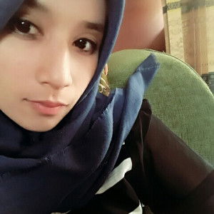 Tria Safitri profile icon