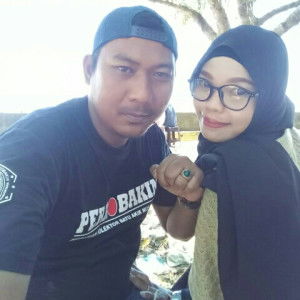 Lili Yulia profile icon