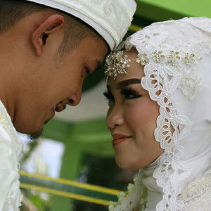 Luluk Eriana Santi profile icon