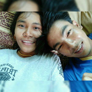 จอย ย. profile icon