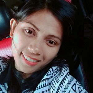 angelina angkouw profile icon