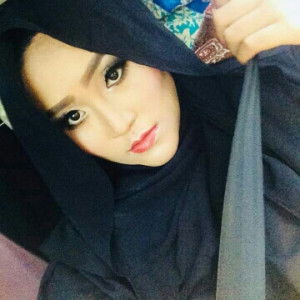 Ayu Fauziana profile icon