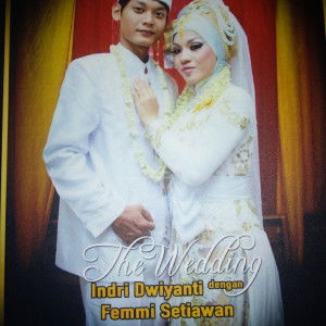 indri dwiyanti profile icon