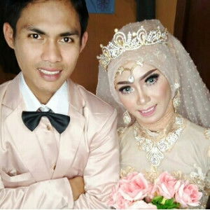 Ussy Febri S profile icon