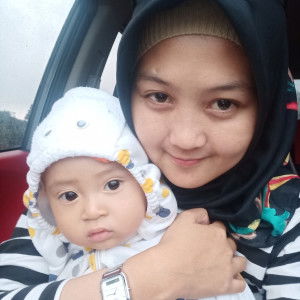 Lis Saputri profile icon