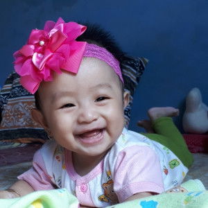 mamah humaira profile icon