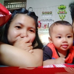 Ratna Komala Sari profile icon