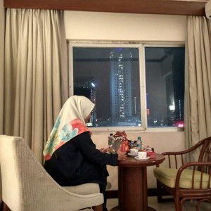 Nining Astini Febriana profile icon