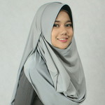 Ria irianti profile icon
