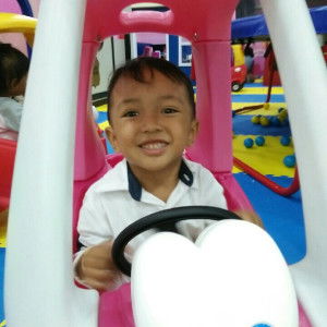 wiwik wulandari profile icon