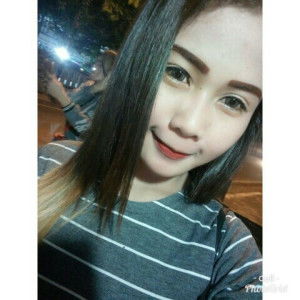 ajeng oell profile icon