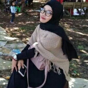 Lili Yulia profile icon