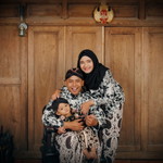 Dewi Wahyuningtyas profile icon