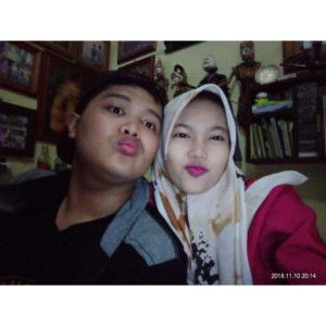 Putri Nabila profile icon