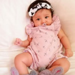 Oktari Trivemina profile icon