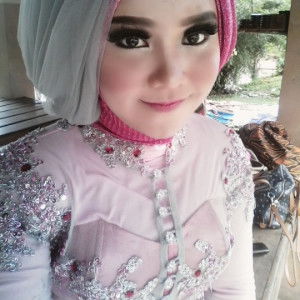 Indah Lestari profile icon