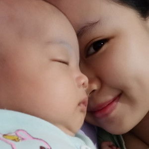 Innii Nur Alqadhiyah profile icon