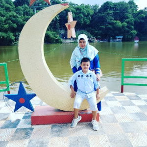 Tiaranur Indah profile icon