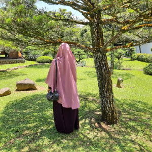 santi puspita profile icon