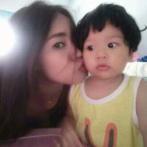 Nannie Paveena profile icon