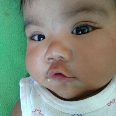 น้องนาเดีย