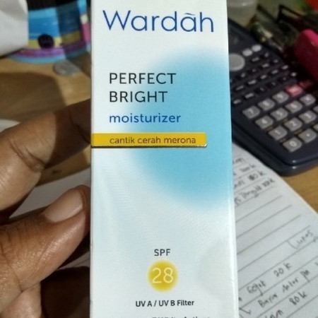 amankah wardah perfect bright moisturizer utk bumil