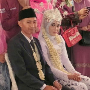 Sitti Asihh profile icon