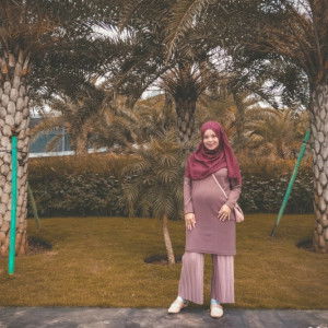 shella noviana profile icon