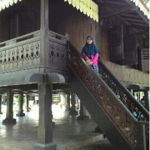 nur saimah profile icon