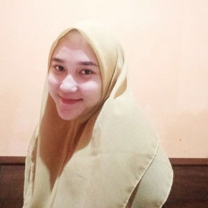 Putri Lestari profile icon