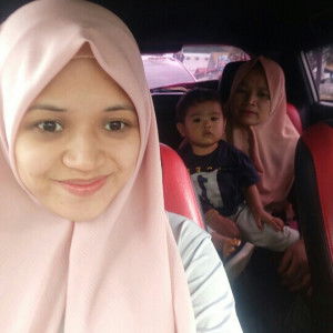 Dela Sartika Putri profile icon