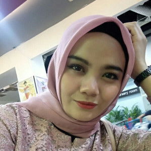 Dwi Yulianingsih profile icon