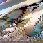 Dwi Yulianingsih profile icon