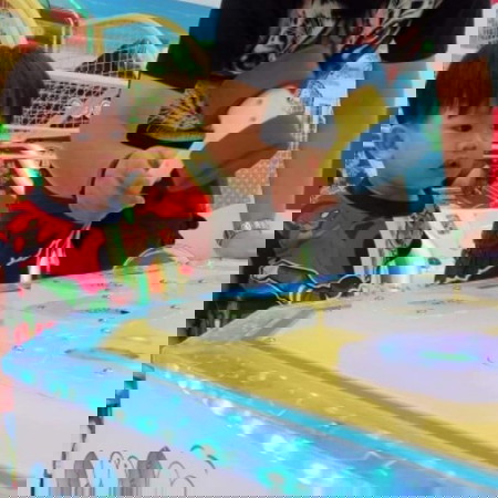 ????