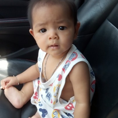ลูกไม่ยอมดูดขวด