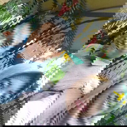 karena bunda berharga