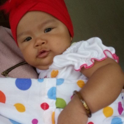 bayi umur 4bulan