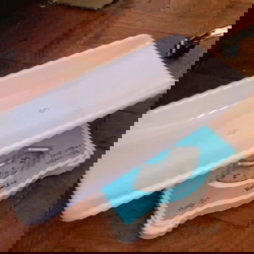 Selling my baby's weighing scale for 1,5k